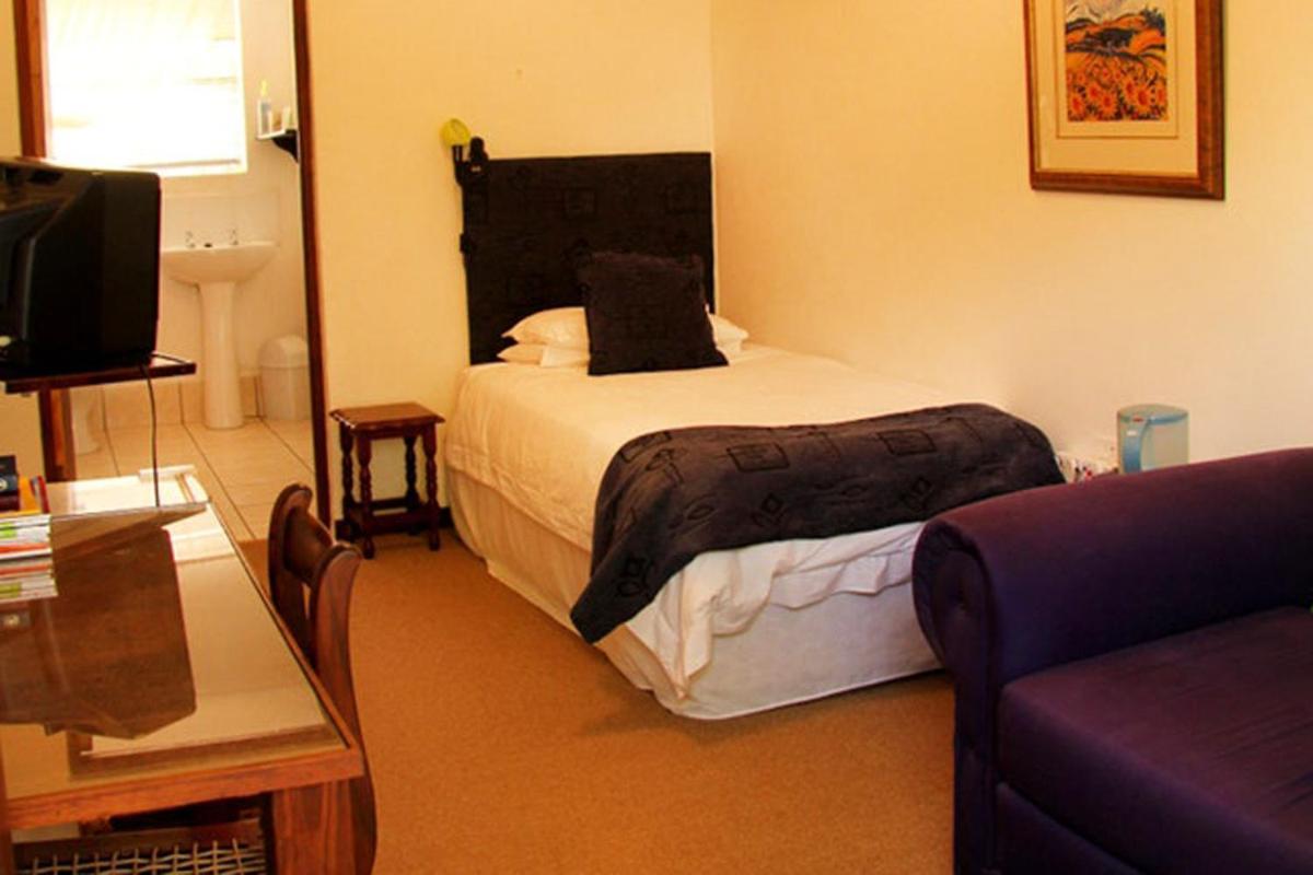 Fynbos Guest House Ривърсдейл Екстериор снимка
